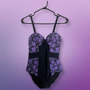 🦇 unique vintage lacey bats swimsuit